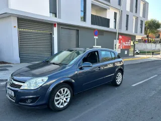 Opel Astra 2009
