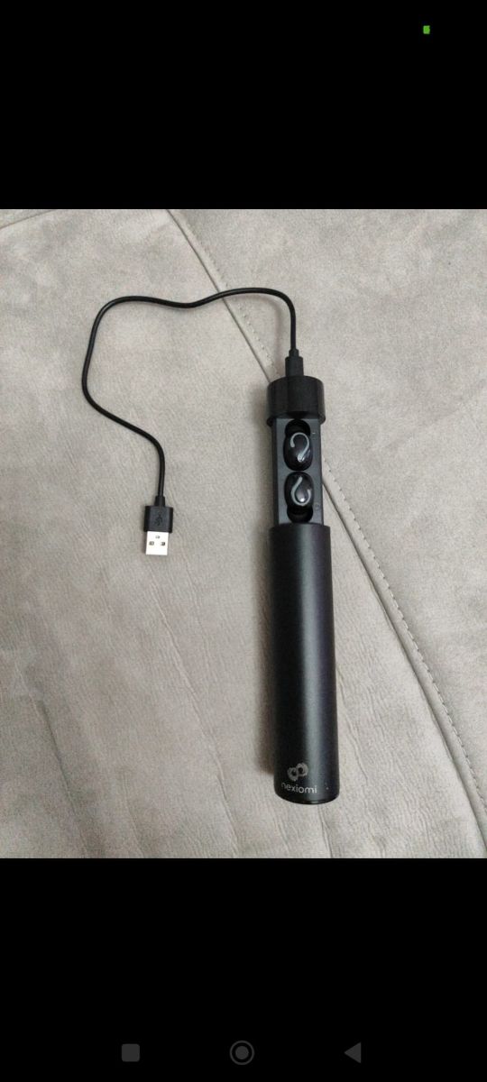 Cuffie wireless Nexiomi Bluetooth nere