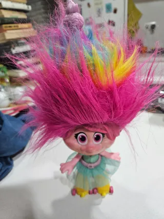Poppy Troll Patinadora Musical