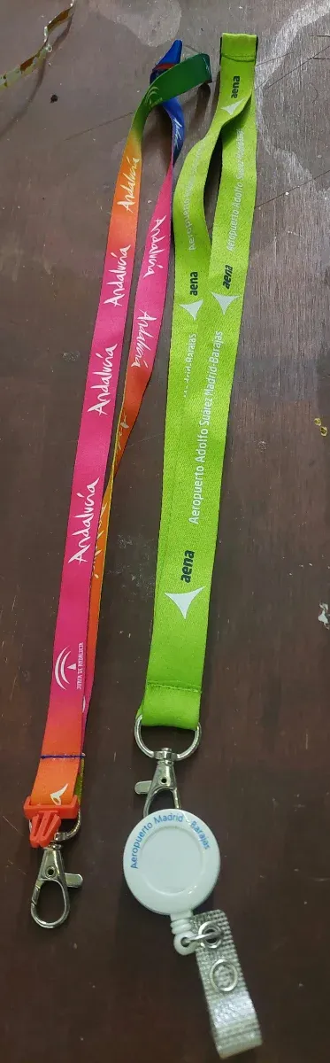 Lanyards Aena y Andalucía