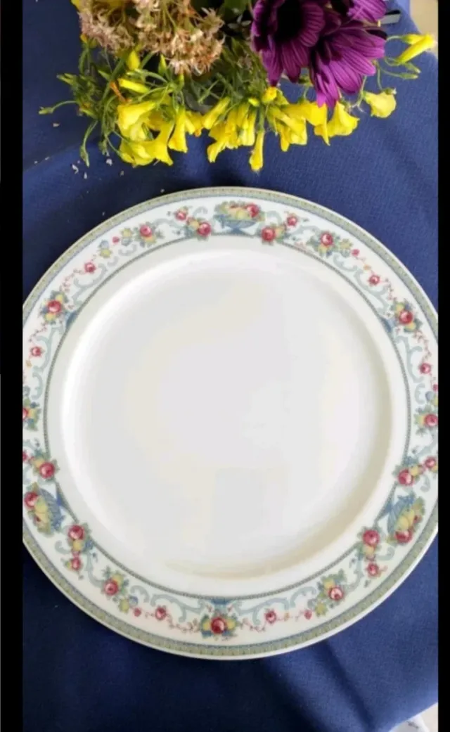 FUENTE PORCELANA ROSENTHAL .