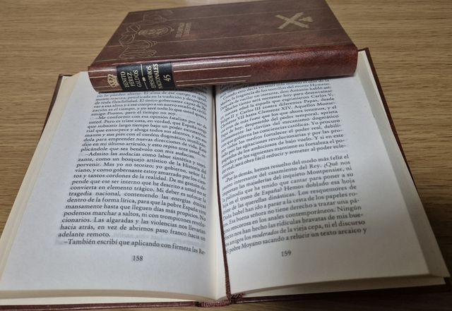 COLECCIÓN COMPLETA Y NUEVA DE EPISODIOS NACIONALES