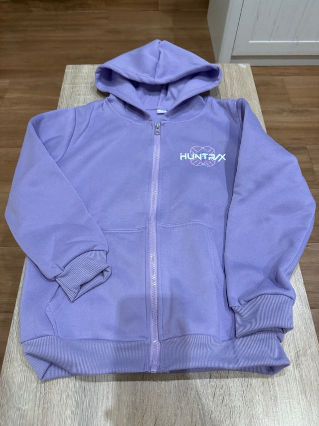 Sudadera Huntrix Morada con Cremallera