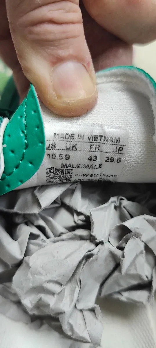 Zapatillas Adidas Verdes y Blancas