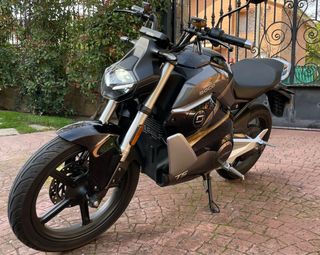Super Soco TS Street Hunter Moto Eléctrica