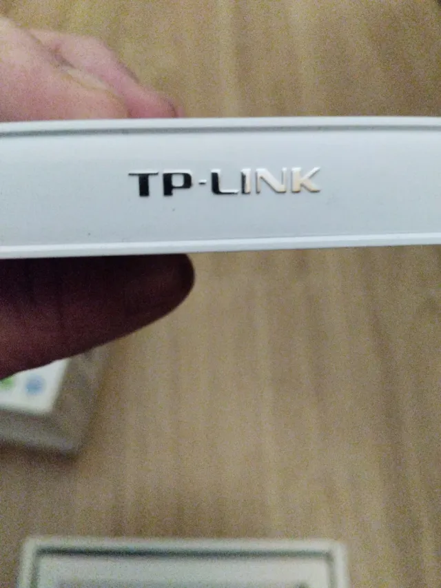 TP-Link M7300 4G LTE-Advanced Mobile Wi-Fi