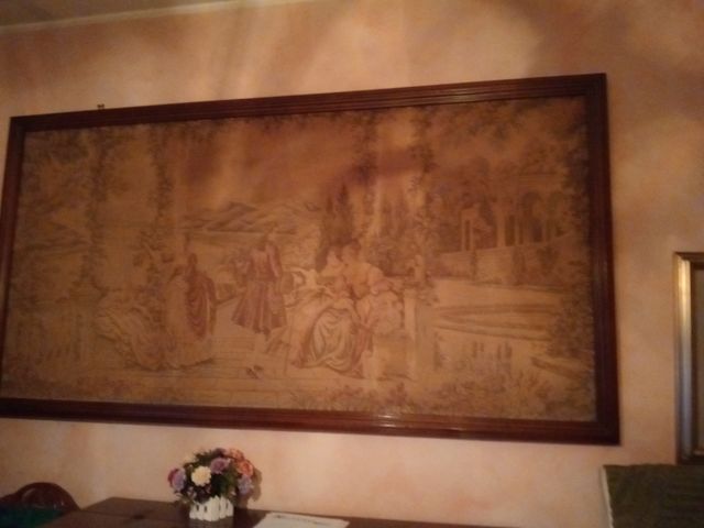 Antico quadro in stoffa