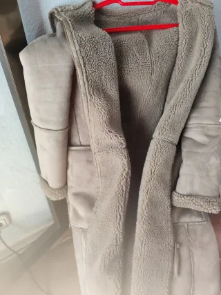 Abrigo largo beige talla S