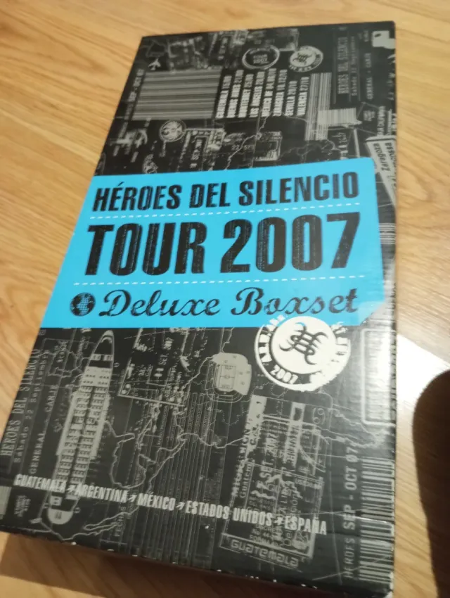 Héroes del Silencio Tour 2007 Deluxe Boxset