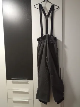 Pantalón de esquí Boomerang con tirantes Talla 38.