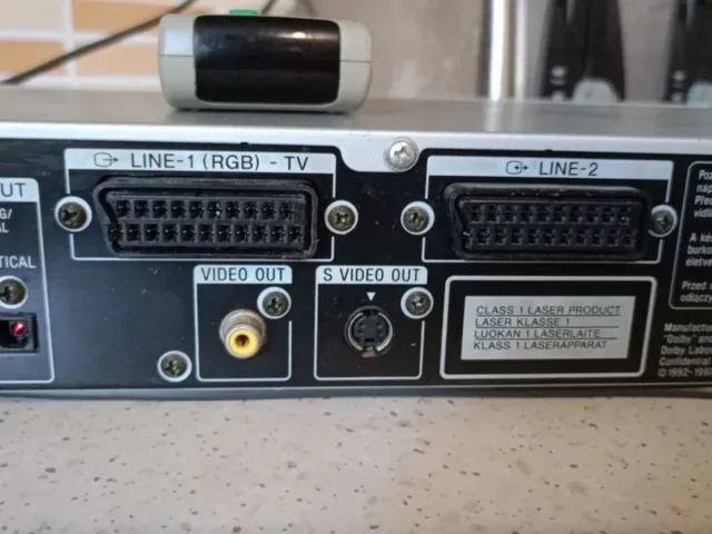 Reproductor CD y DVD Sony