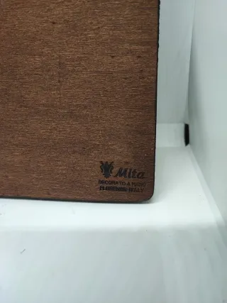 Quadretto vintage in legno con cornice dorata