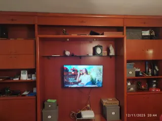 Mueble de salón de madera