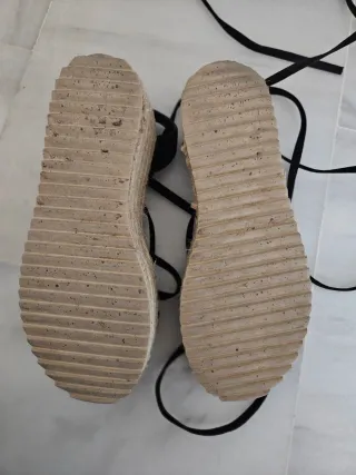 Sandalias Brownie con cordones negras