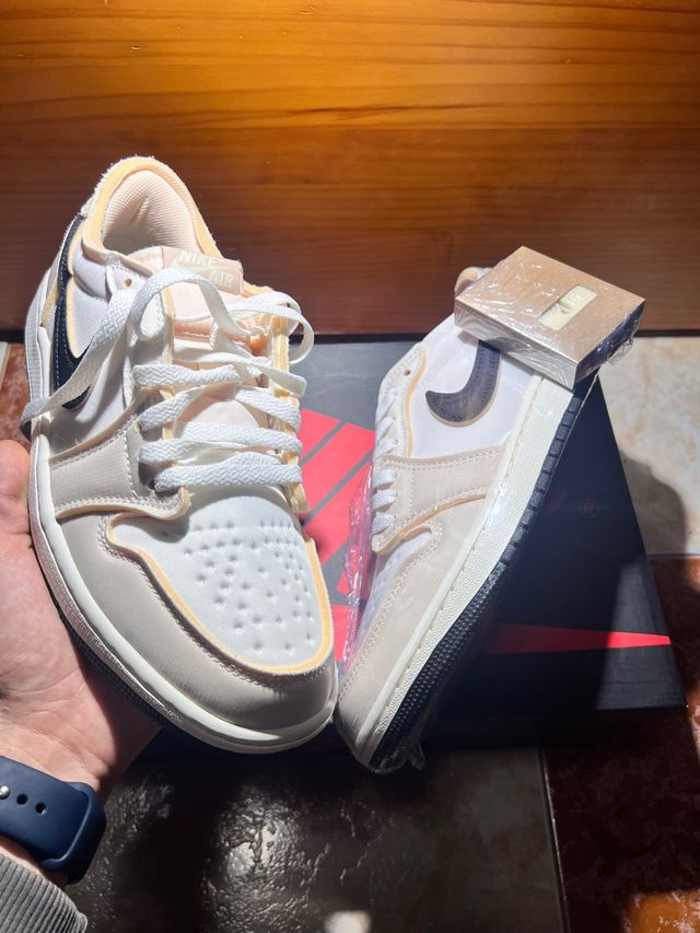 Jordan Retro 1 Low Negro Rojo