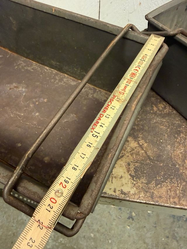 Caixas metálicas Vintage