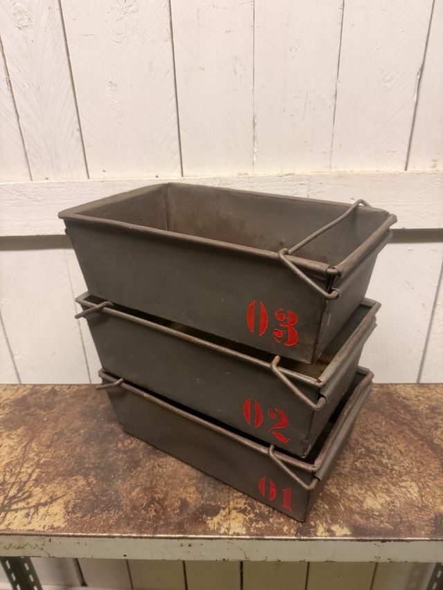 Caixas metálicas Vintage