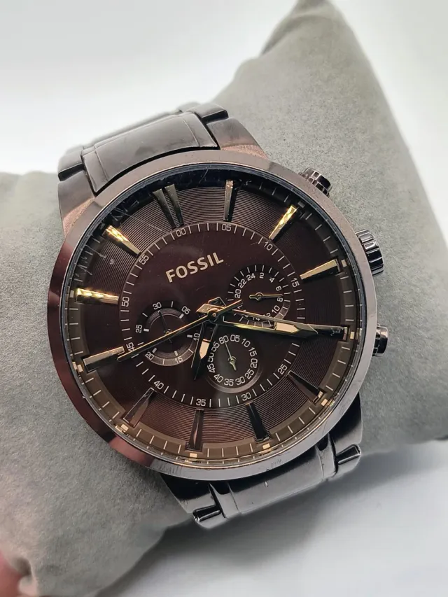 Reloj Fossil marrón