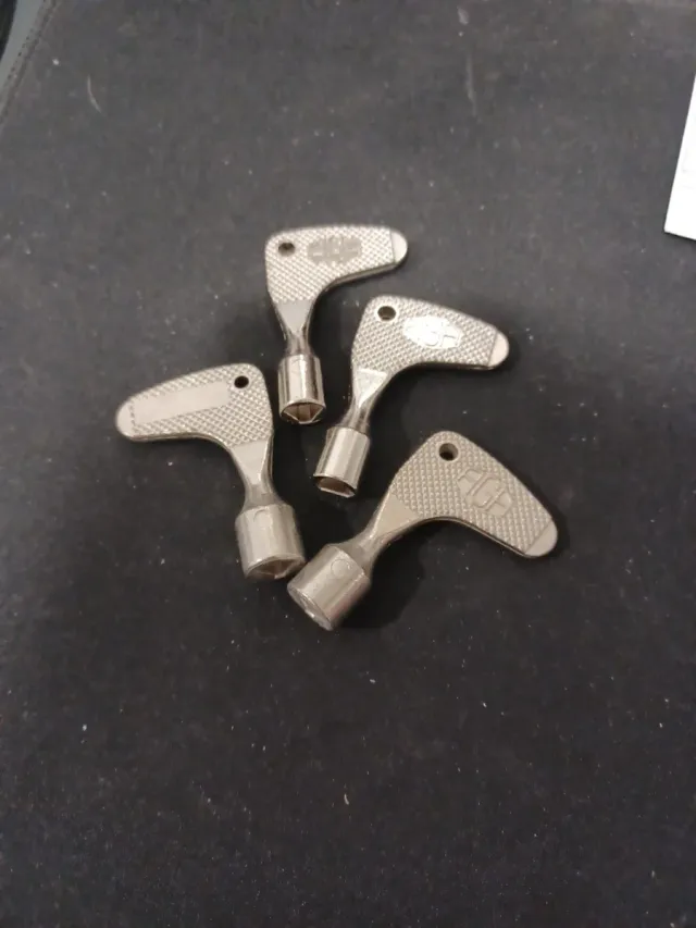 4 Llaves de Ascensor