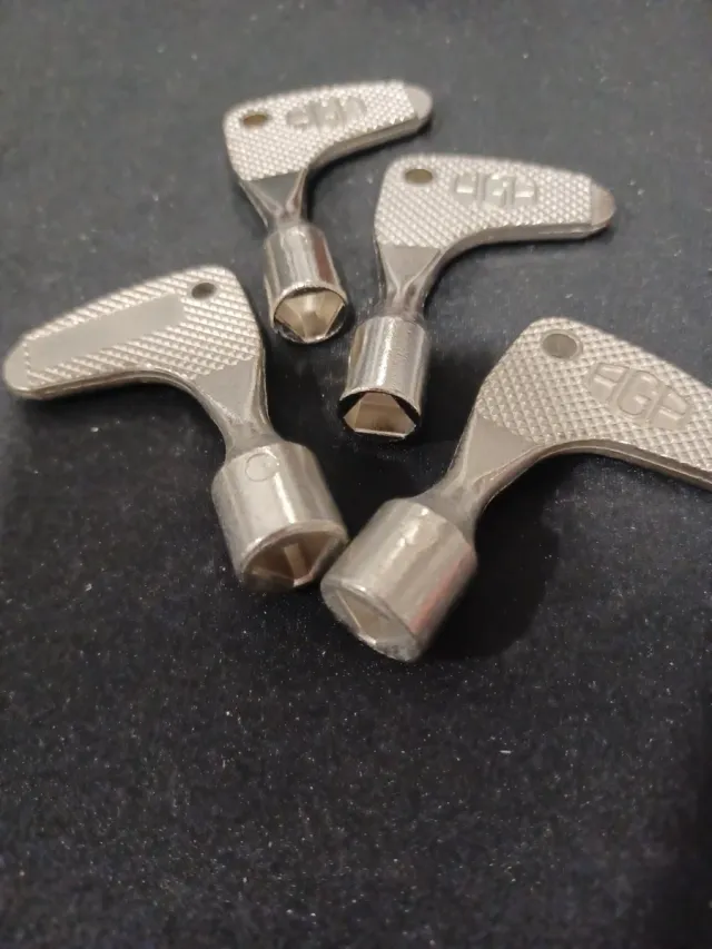 4 Llaves de Ascensor