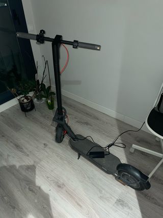 Patinete Eléctrico Xiaomi Negro