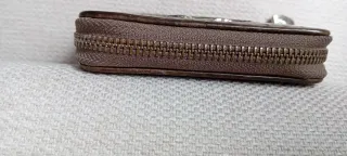 Monedero Bimba y Lola piel perforada.