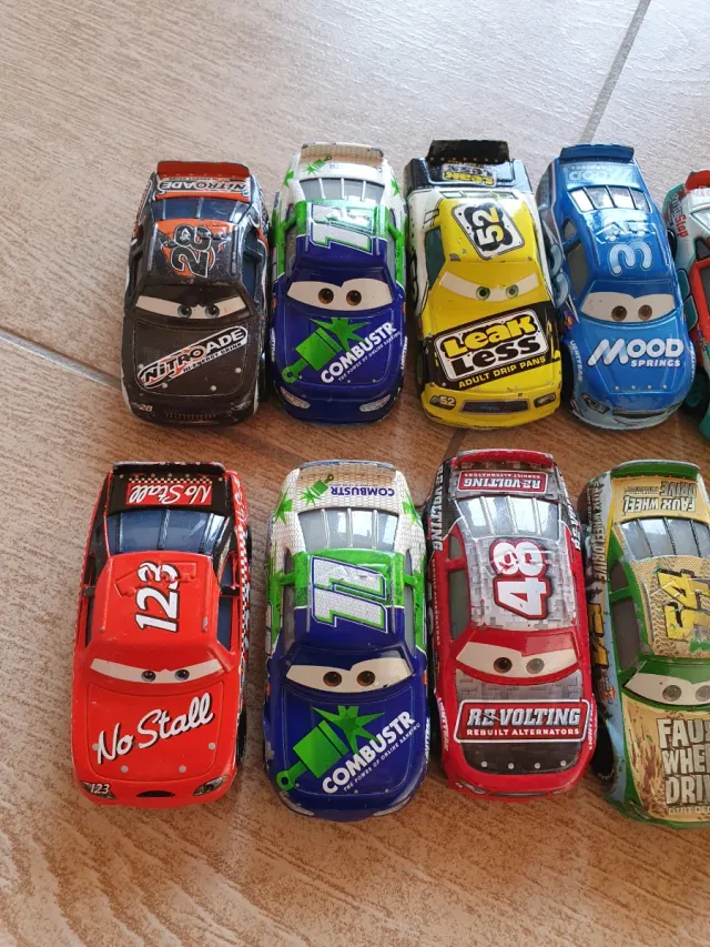 Set 12 Macchine Cars