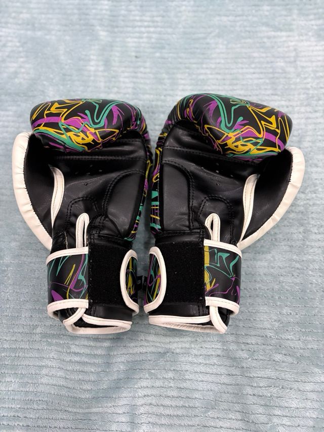 Guantes boxeo Buddh kids y comba leone
