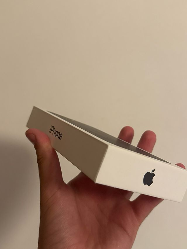 iPhone 16 256GB Preto Brand New Never opened