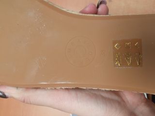 Sandalias BIMBA Y LOLA doradas