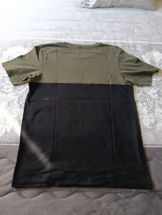 Camiseta Jack & Jones verde y negra