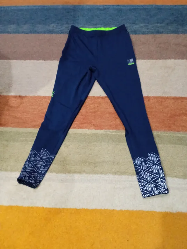 Mayas Karrimor azules con detalles