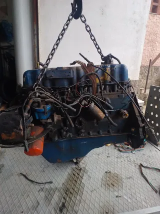 Motor Ford 6 Cilindros + Transmisión