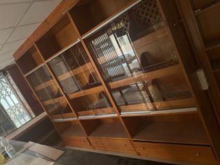 Mobiliario de Panadería Madera y Cristal