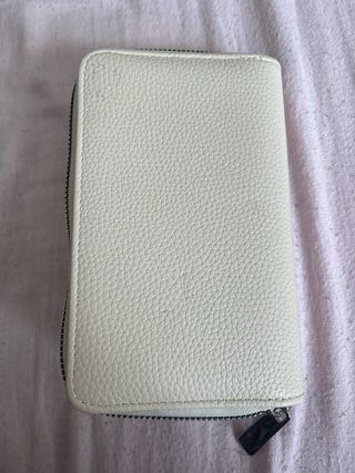 Portafoglio bianco in similpelle