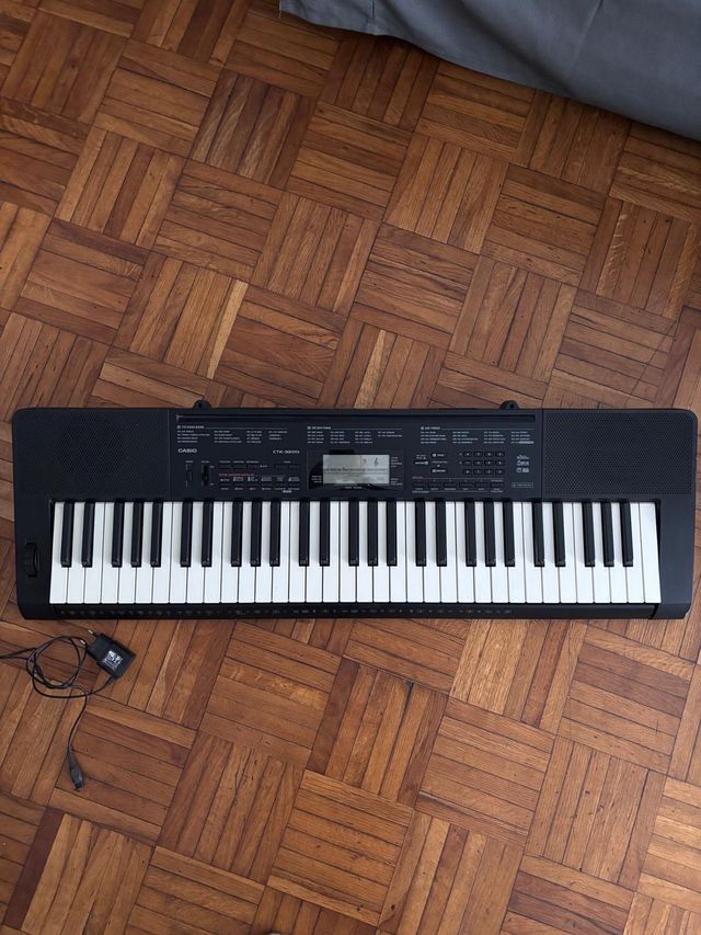 Teclado Casio CTK-3200