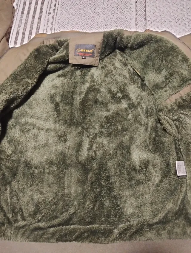 Chamarra Bomber Invierno Oliva