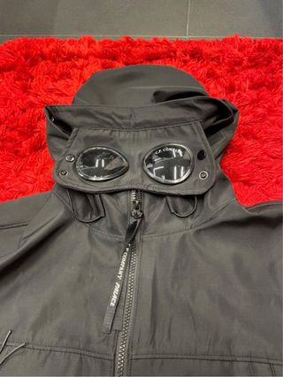 Cortavientos CP Company Negro Gafas Integradas