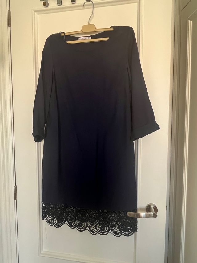Vestido Mango azul con encaje . Talla grande