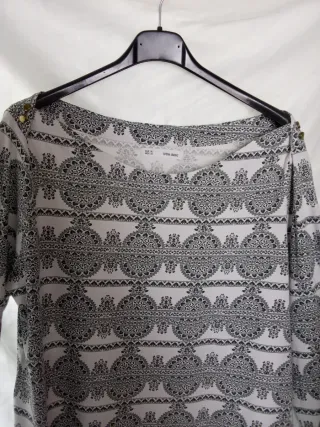 Blusa estampada manga larga