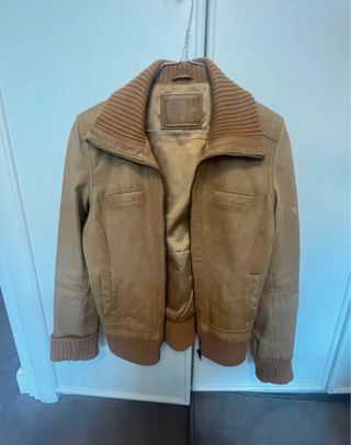 Chaqueta bomber de cuero marrón