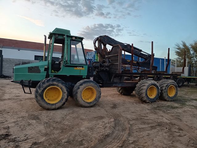 Autocargador Forestal 1210