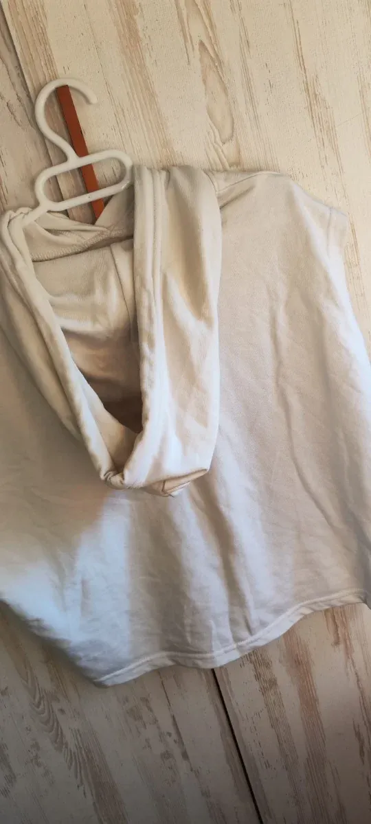 Lote 2 sudaderas sin mangas negro y blanco