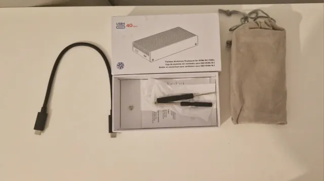 Caja SSD NVMe M.2 USB4 40Gbps Aluminio