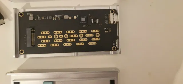 Caja SSD NVMe M.2 USB4 40Gbps Aluminio