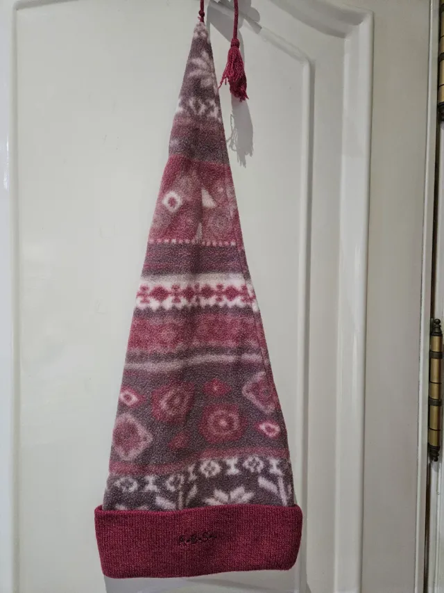 Gorro de esquí con pompón y estampado rosa