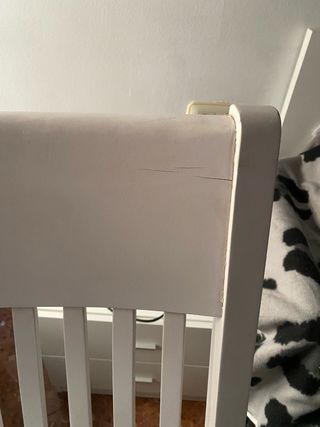 Mecedora blanca lactancia