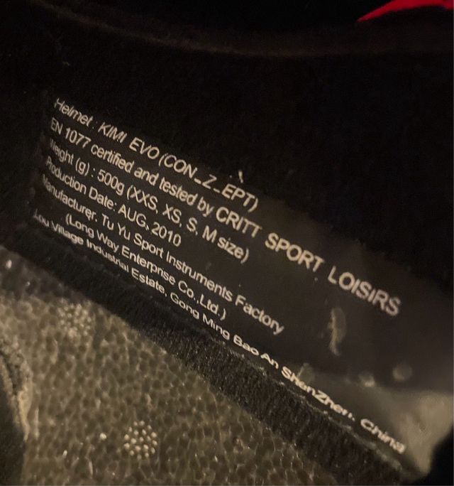 Casco de esquí infantil rojo