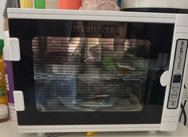 Kit Manicura + Esterilizador Negro/Blanco