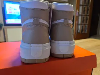 Nike Air Jordan 1 Elevate High Beige/Blanco